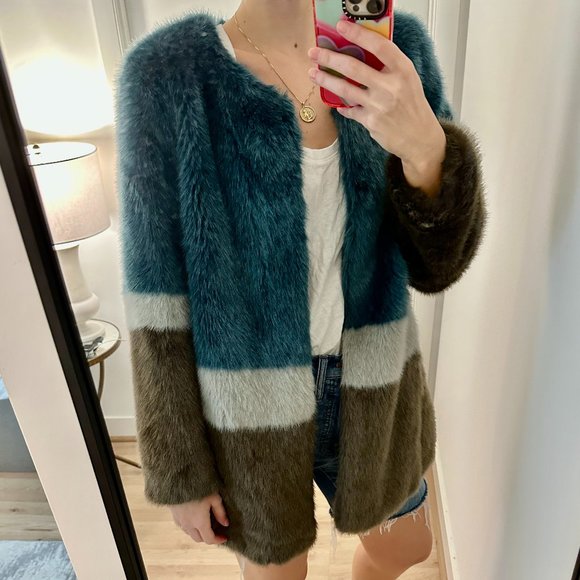 Anthropologie Faux Fur Blue Coat - Size Small - Picture 1 of 8